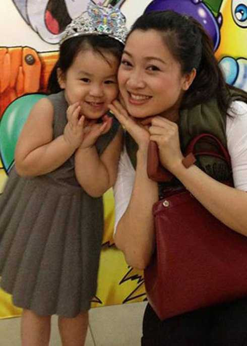 Thu Nga dần vắng bóng màn ảnh sau một số vai diễn không để lại nhiều ấn tượng. Cô hiện tập trung cho công việc múa tại Nhà hát Tuổi Trẻ và hài lòng với cuộc sống êm đềm bên chồng và hai con.