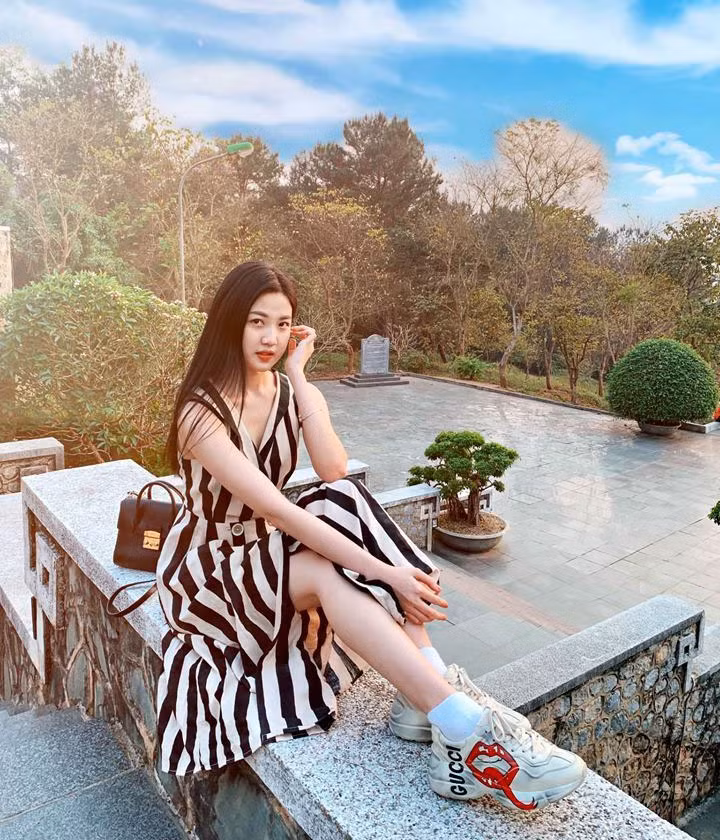 Cũng chính vì vai diễn mới này mà diễn viên Lương Thanh phải tạm dừng kế hoạch dự thi Hoa hậu Bản sắc Việt toàn cầu, để dành toàn bộ thời gian cho diễn xuất.