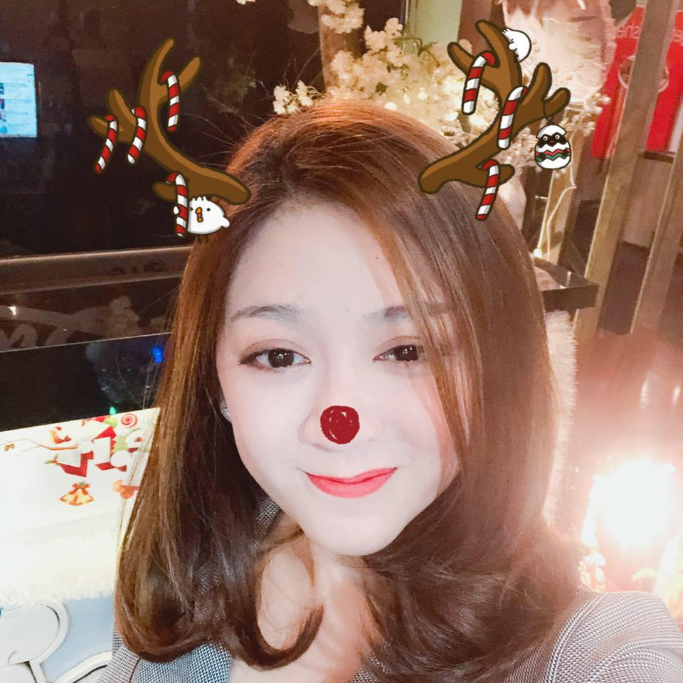 Nhan sac xinh dep cua con gai nghe si Kim Tu Long