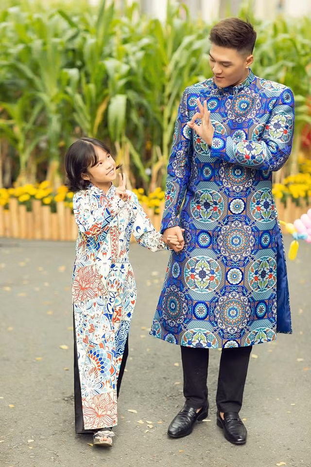 Vài tháng sau đó khi bình tĩnh lại, Lâm Vinh Hải chủ động nhắn tin xin số tài khoản để gửi tiền chu cấp nhưng bị Phương Châu từ chối.