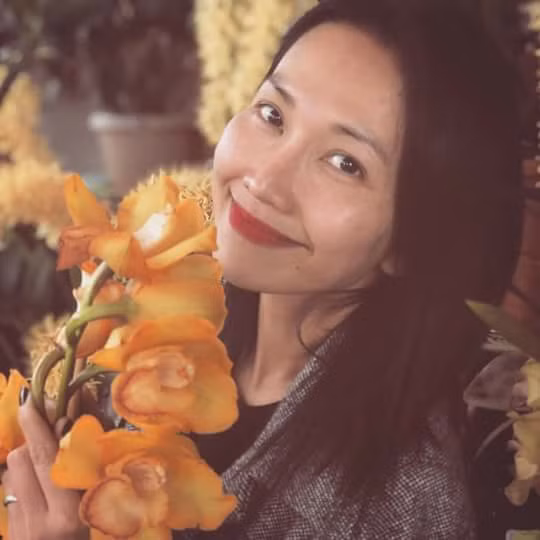 Nhưng chưa đầy 8 tuần sau khi mặc áo cô dâu, nữ diễn viên phải đối mặt với cú sốc lớn nhất trong cuộc đời khi bẽ bàng phát hiện ra, chồng có người phụ nữ khác.