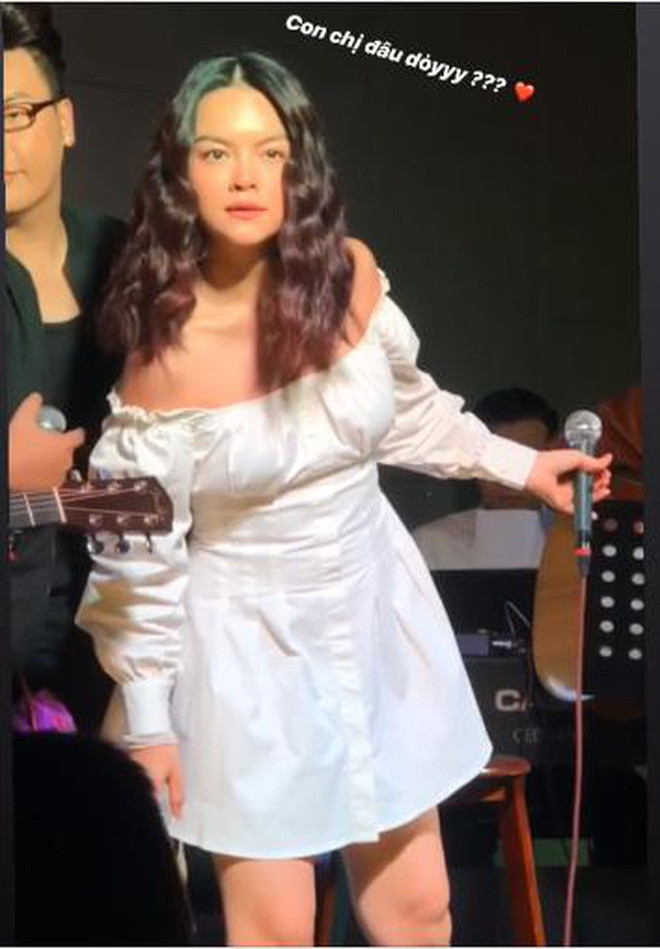 Chính vì lo nghĩ cho các con mà có thời điểm, Phạm Quỳnh Anh phải né tránh truyền thông cũng như không có nhu cầu phải nói với ai về chuyện riêng của mình để mang lại sự bình yên cho các con. Ảnh cắt clip.