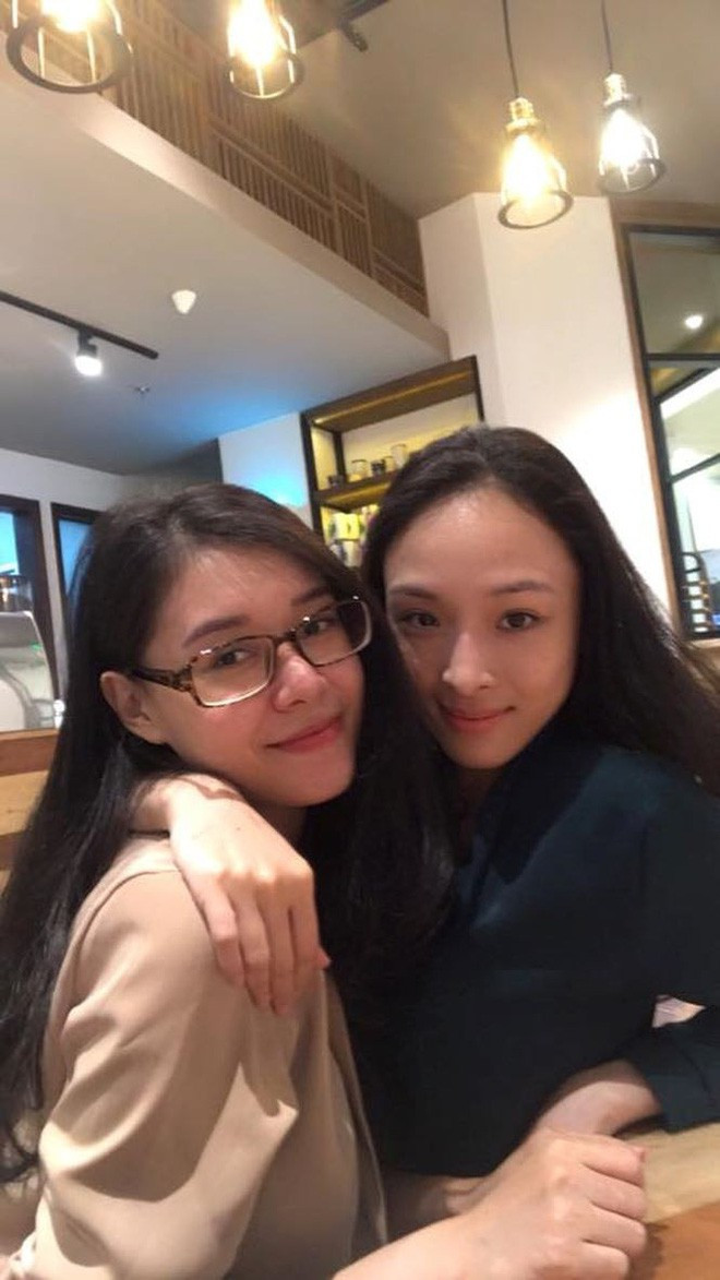 Cả hai "dính nhau như sam" trong thời gian được tại ngoại và đang có những dự định chung trong công việc sắp tới.