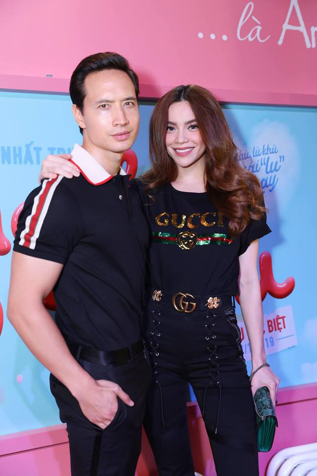 Nhưng sự thật đây chỉ là một màn quảng bá cho dòng son mà bạn gái Kim Lý sắp ra mắt. Hà Hồ còn lên tiếng khẳng định với đàn chị Hồng Ngọc “Em ra mắt son mà chị”.