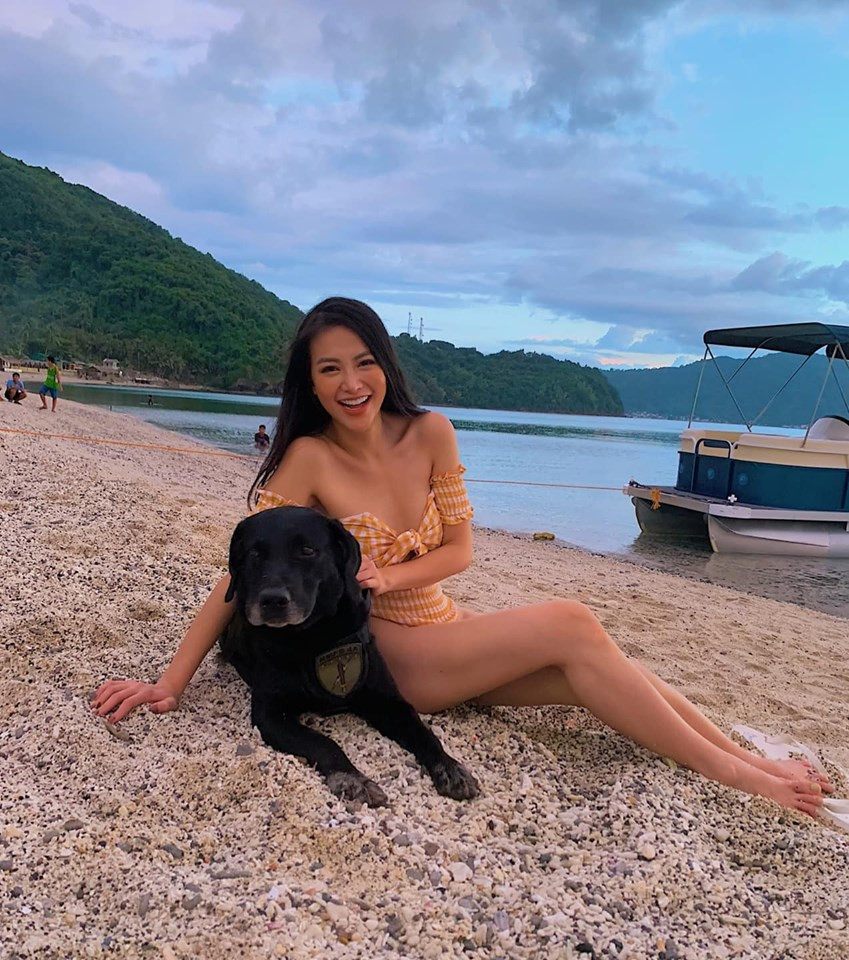 Sau 1 năm đăng quang, người đẹp gốc Bến Tre còn khiến fan "chết mê" trước nhan sắc ngày càng xinh đẹp và gợi cảm.