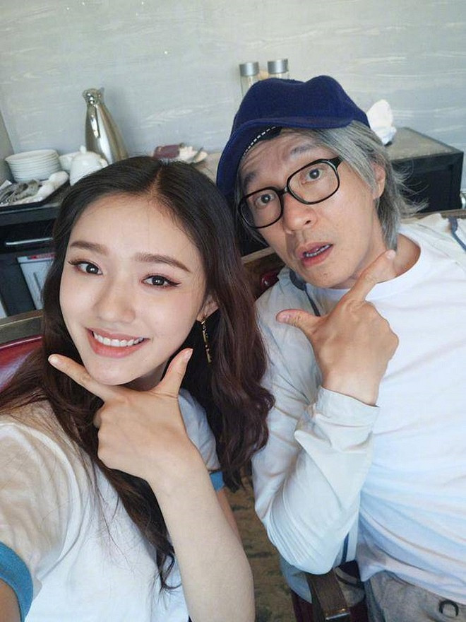 Sao Hong Kong cũng hiếm khi quan tâm đến ngoại hình của mình. Hình ảnh tiều tụy như ông lão của Châu Tinh Trì từng khiến nhiều người phải bất ngờ.