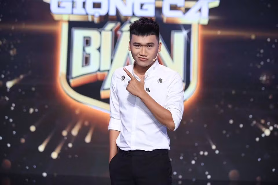 Mr. Cần Trô Xuân Nghị của "Ngày ấy mình đã yêu" tiếp tục trình làng những sản phẩm hài mới và hy vọng sẽ được khán giả đón nhận. Nam diễn viên hài còn muốn hướng tới hình ảnh của một nghệ sĩ đa năng. Ảnh: FBNV.