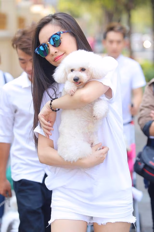 Động thái mới đây của nữ ca sĩ về chuyện tình yêu khiến fan hy vọng cô tìm được một nửa yêu thương của mình ở tuổi U40.