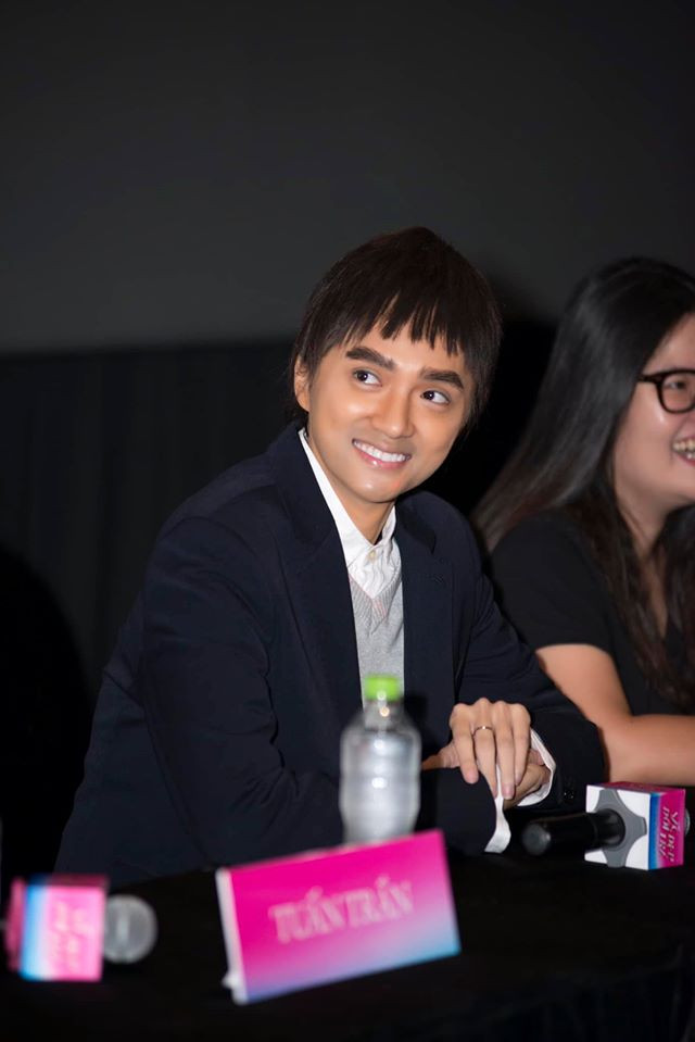 Ngày 3/12 vừa qua, Hoa hậu Hương Giang gây bất ngờ khi xuất hiện với diện mạo đàn ông tại buổi ra mắt dự án phim điện ảnh mới. Ảnh: FBNV.