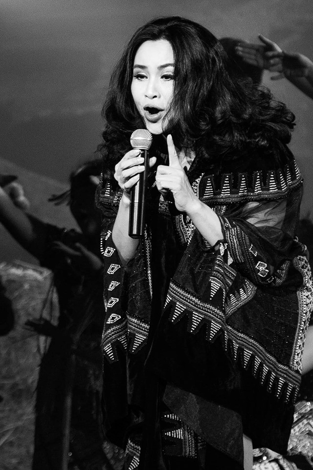 Trên trang cá nhân của mình, Thanh Lam thường livestream những khoảnh khắc phiêu trong âm nhạc tại nhà hàng của chị ở trung tâm Hà Nội.