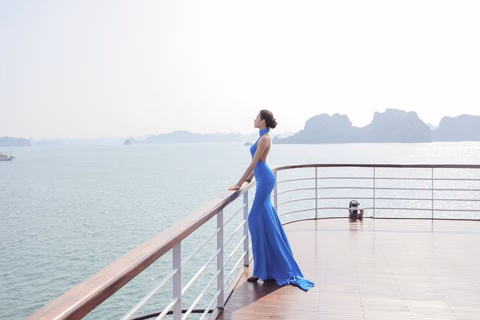 Hoàng Thuỳ phải tập thói quen tập thể dục trong vòng 7 năm nay. Và chiến thắng con "lười" trong mình.