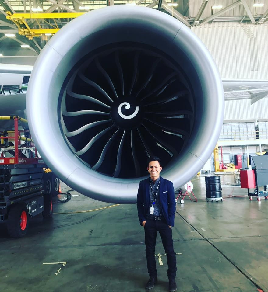 Con trai của Hoài Linh là niềm tự hào của gia đình khi không chỉ giỏi giang, đa tài mà còn rất biết cách cư xử. Anh thường xuyên gửi lời cảm ơn đến ba mẹ và người thân vì đã nuôi mình ăn học thành người.