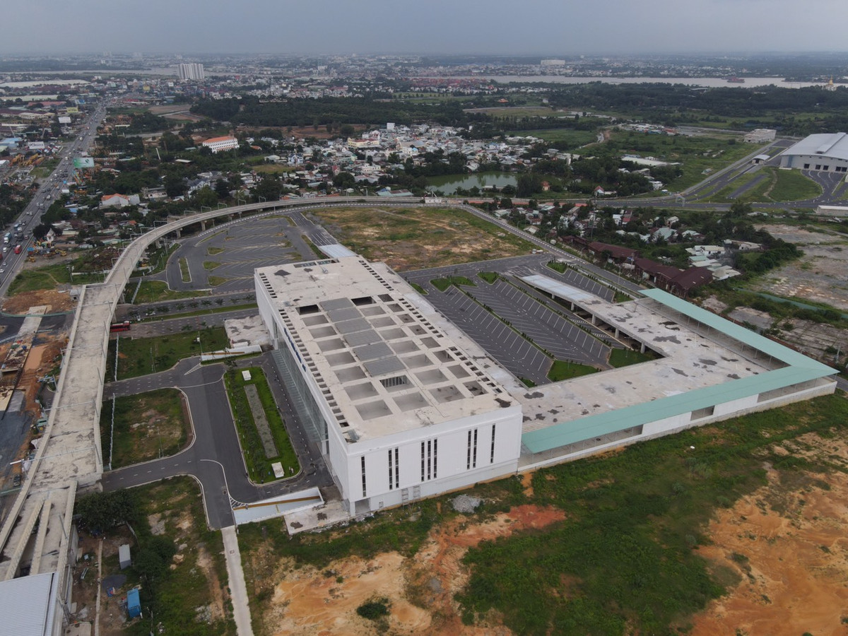 Cận cảnh bến xe lớn nhất cả nước sẽ đi vào hoạt động từ 10/10 - Hình 14 Can canh ben xe lon nhat ca nuoc se di vao hoat dong tu 10/10-Hinh-14