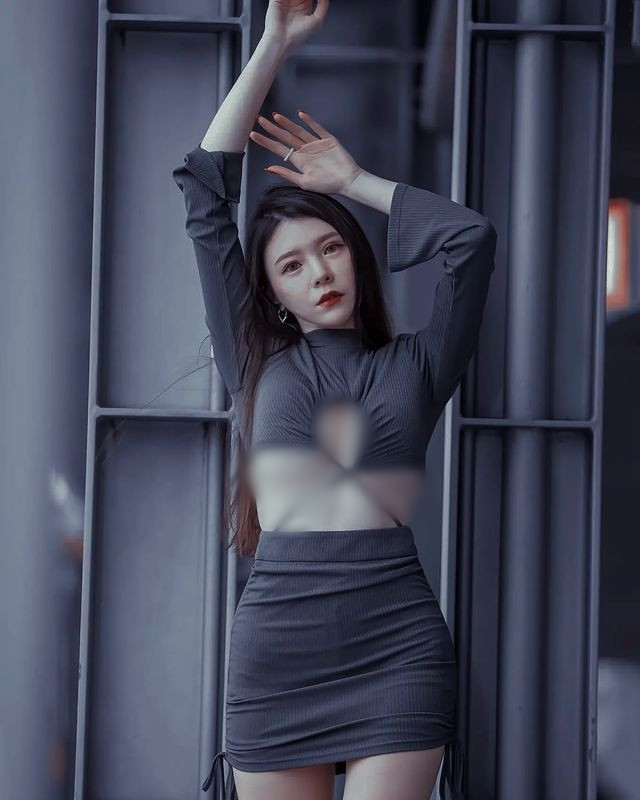 Họ cho rằng cô nàng là một trong những hot girl mới nổi tiềm năng, dễ dàng tạo được tiếng vang nếu chú ý hơn về mặt hình ảnh.