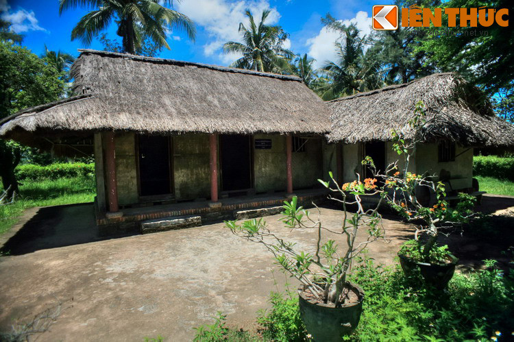 Nhà của ông Đỗ Ký trước khi bị lính Mỹ đốt phá (được phục dựng). Gia đình ông có 5 người bị lính Mỹ giết.