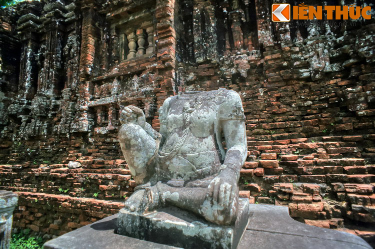 Mặc dù thời gian cùng chiến tranh đã biến nhiều khu tháp thành phế tích, nhưng những gì còn lại ở Thánh địa Mỹ Sơn vẫn minh chứng cho một thời kỳ huy hoàng của Vương quốc Chăm Pa cũng như nền văn hóa Đông Nam Á.