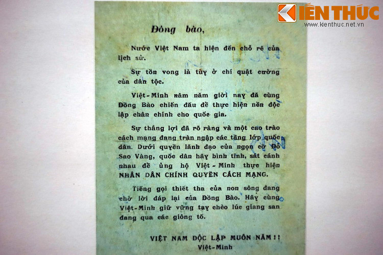 Truyền đơn của Mặt trận Việt Minh phát hành kêu gọi toàn thể đồng bào ủng hộ kháng chiến đánh đuổi Nhật - Pháp.