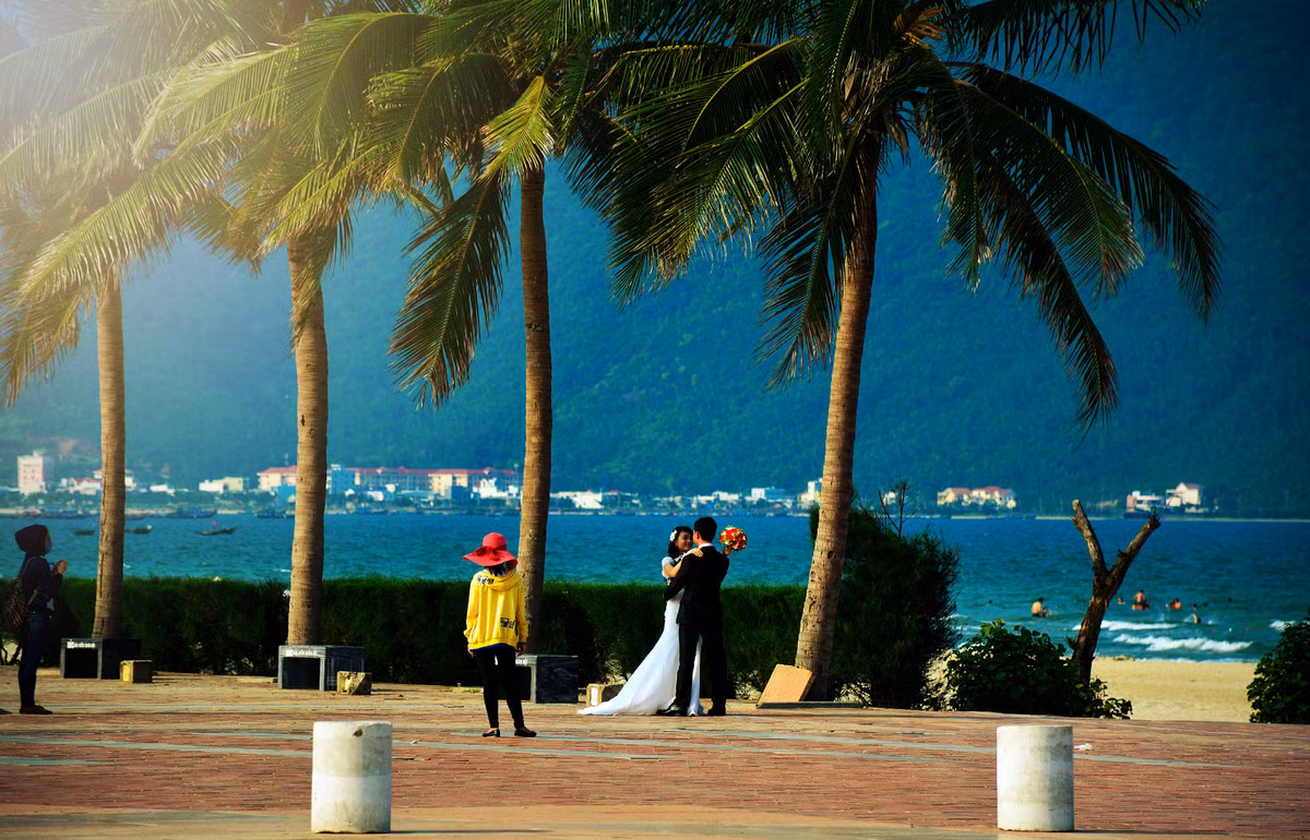 Hạnh phúc bên bờ biển. Ảnh: Panagiotis Papadopoulos/ 500px.com.