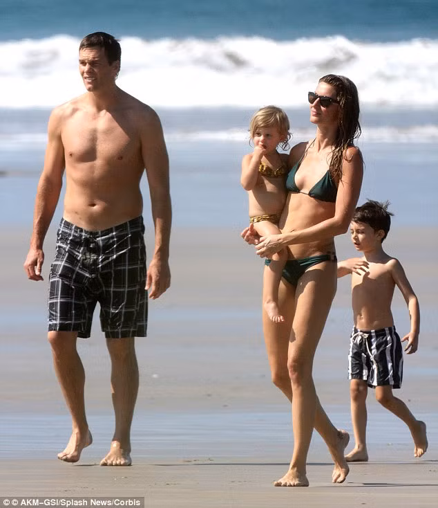 Các con của cô cũng được khuyến khích các các thực phẩm có nguồn gốc từ thiên nhiên.