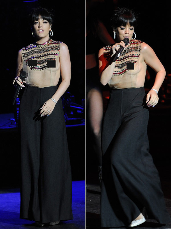 Lily Allen cho vòng một chào khán giả khi lộ nguyên sau lớp áo mỏng tang.