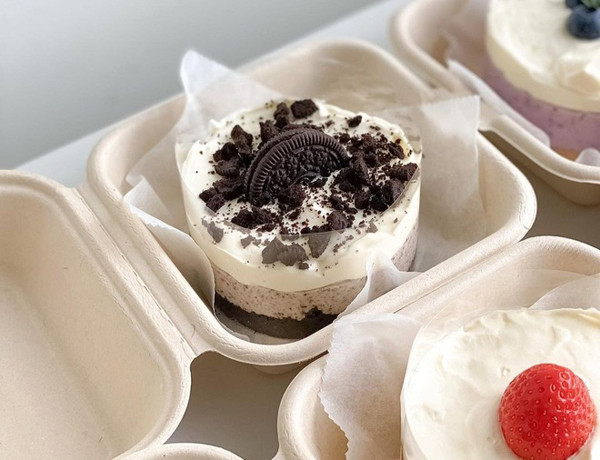 Ngoài nguy cơ béo phì, chất béo chuyển hóa còn tăng khả năng mắc bệnh tim. Khi đi vào cơ thể, axit béo chuyển hóa làm tăng LDL (một loại cholesterol có hại) và giảm HDL (một loại cholesterol tốt). Đáng nói, LDL là “thủ phạm” của các vấn đề về tim mạch như huyết áp cao, xơ cứng động mạch.