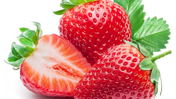 Bên cạnh loại quả không ngọt nhưng chứa nhiều đường, thiên nhiên lại ban tặng con người nhiều quả vị ngọt sắc nhưng hàm lượng đường rất ít. Trong số đó có dâu tây. Theo tính toán, dâu tây ăn rất ngọt nhưng lượng đường chỉ chiếm 4,9%.