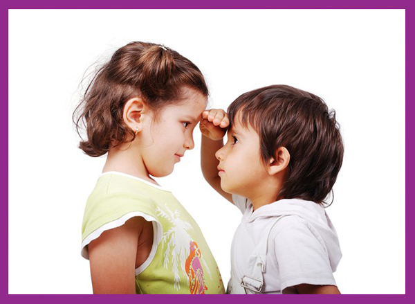 Dễ bị viêm nhiễm. Trẻ thiếu kẽm dẫn đến hệ miễn dịch suy giảm. Lúc này, trẻ sẽ dễ mắc các bệnh ngoài da, viêm đường hô hấp. Trường hợp nặng, thiếu kẽm có thể dẫn đến rối loạn chuyển hóa vitamin A, gây quáng gà ở trẻ.