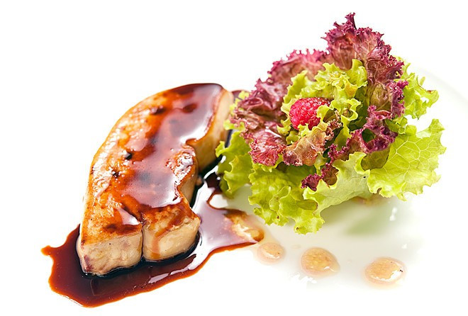 Không ai ngờ món ăn thượng hạng nhất, lại cũng ẩn chứa bí mật tàn độc nhất.