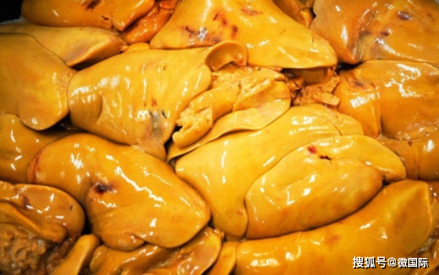 Nhìn ở dạng nguyên sơ này, bạn có biết chúng là món ăn cực phẩm có giá tiền triệu, mà ngay cả khi có tiền, không phải ai cũng có cơ hội thưởng thức?