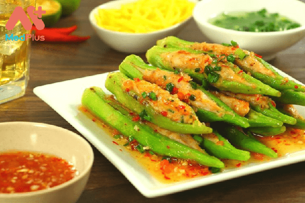 Cụ thể, đậu bắp rất giàu protein, carbohydrate, vitamin C, vitamin A, vitamin E, vitamin B, carotene, axit amin tự do, kẽm, kali, canxi, selen... Những chất này rất có lợi cho cơ thể, được các nhà nghiên cứu thống kê nhiều ưu điểm.