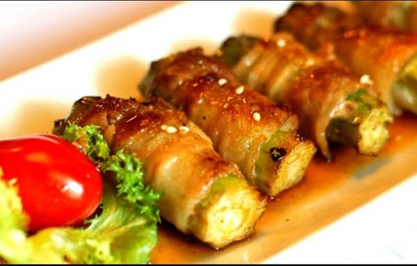 Đậu bắp tính bình, lạnh nên người bị suy nhược đường tiêu hóa, lạnh bụng, chức năng tiêu hóa kém, thường xuyên bị tiêu chảy không nên ăn nhiều.