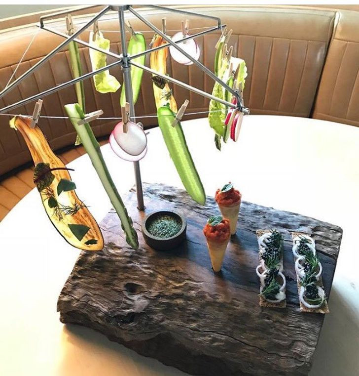 Phải kẹp lại, không chúng sẽ bị gió thổi bay mất.