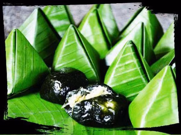 Cùng với bún chả cá, bánh hỏi lòng heo, bánh ít lá gai là những đặc sản Bình Định vinh dự được xếp vào danh sách Top 100 đặc sản Việt Nam (2020-2021).