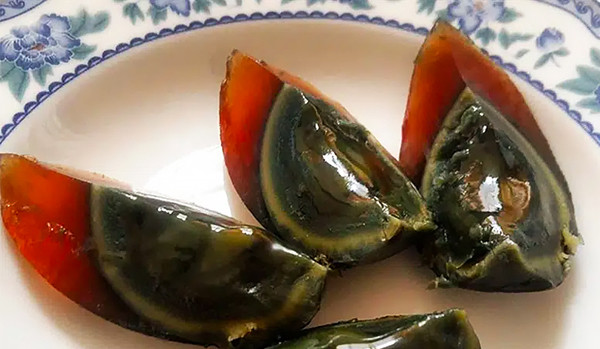 Ăn nhiều trứng bác thảo. Trứng bác thảo là món ngon thường thấy trên các bàn nhậu ở Trung Quốc. Dù vậy, trứng bác thảo không được khuyến khích ăn thường xuyên.