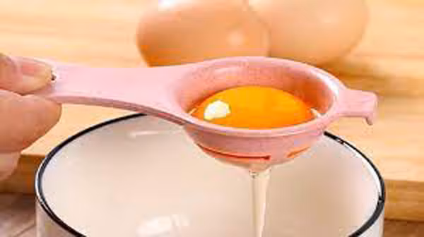 Nếu chỉ ăn lòng trắng, cơ thể sẽ không nhận được nguồn dinh dưỡng trọn vẹn, khả năng hấp thụ dinh dưỡng cũng kém hơn. Từ đó, không nhận được tác dụng dinh dưỡng trọn vẹn.