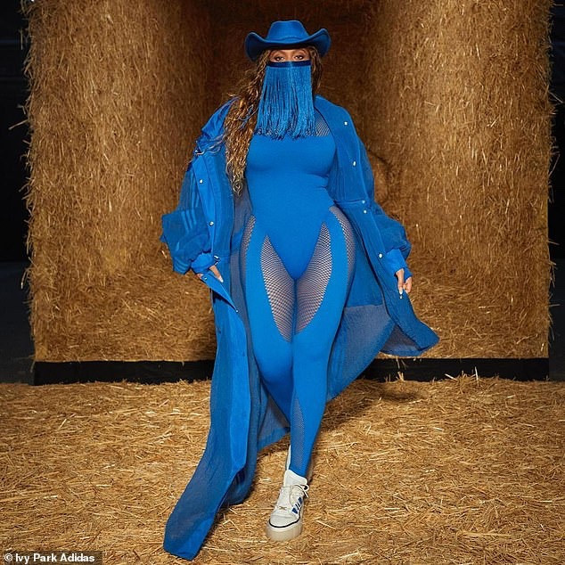 Ngoài âm nhạc, nữ ca sĩ còn đóng phim và kinh doanh ở nhiều lĩnh vực như thời trang, nước hoa.