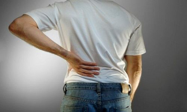 Đi tiểu ngay sau khi quan hệ. Sau khi sinh hoạt tình dục, “cậu nhỏ” rơi vào trạng thái rất mệt mỏi, thể hang trương lên sẽ chèn ép vào niệu đạo gây ra hiện tượng tiểu khó.