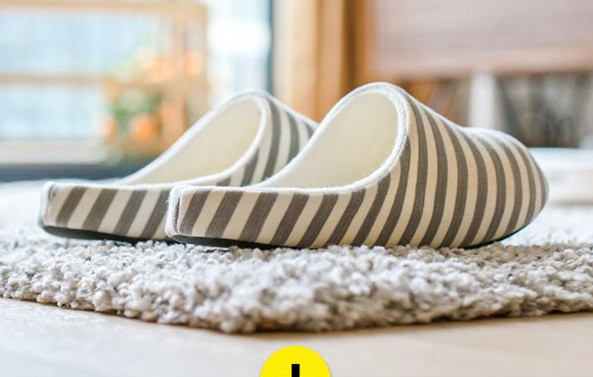 Nước rửa chén thích hợp chất liệu lông cừu. Chất liệu lông cừu có ưu điểm mềm mại, khiến đôi chân vô cùng thoải mái. Tuy nhiên, sau thời gian sử dụng, lông cừu có xu hướng vón cục, bẩn.