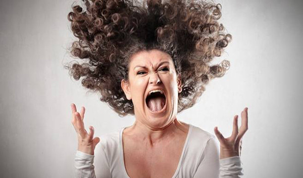 Ngoài thức khuya, duy trì tâm trạng bất ổn thời gian dài cũng ảnh hưởng đến chức năng chuyển hóa, nội tiết tố cơ thể. Từ đó, làm tăng nguy cơ nhiễm độc niệu.