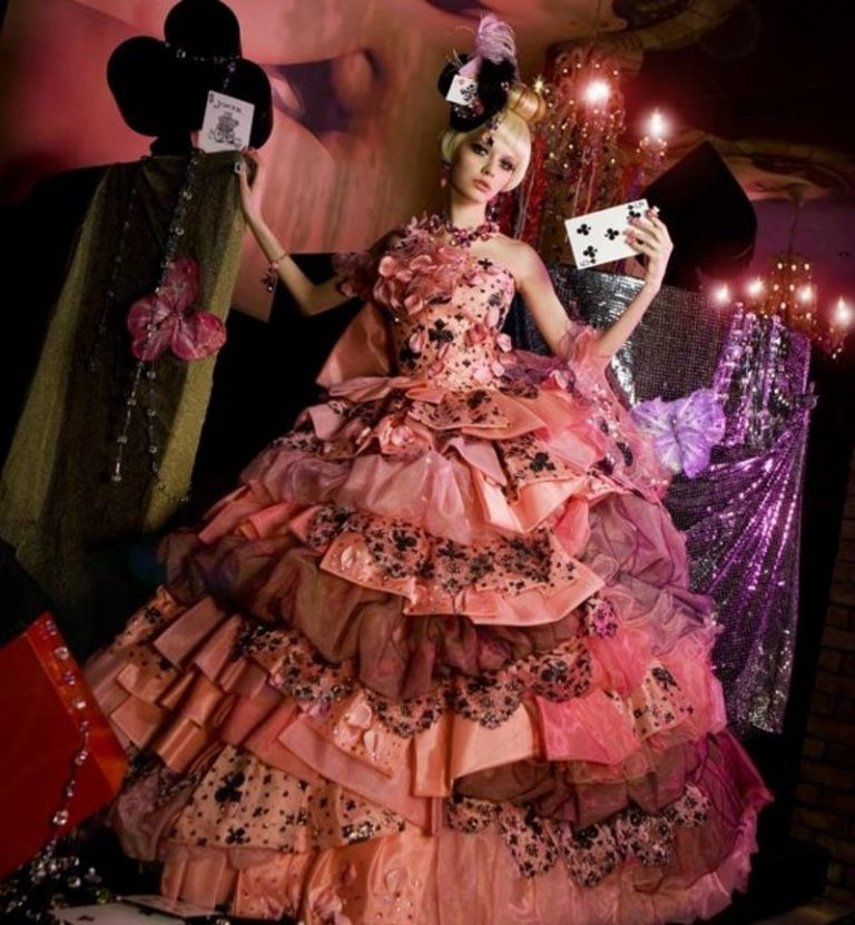 Khi cô dâu yêu cờ bạc?