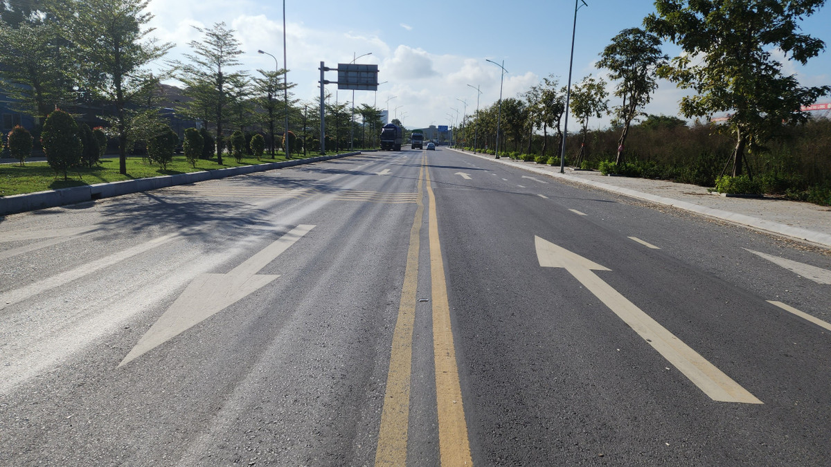 Sau thời gian thi công, tháng 2/2021, UBND tỉnh Quảng Ninh đã đưa vào khai thác sử dụng tuyến đường nối KCN Cái Lân qua KCN Việt Hưng đến đường cao tốc Hạ Long – Vân Đồn và giao phần đường chính do Sở GTVT quản lý; phần đường gom, cây xanh, điện chiếu sáng... do UBND TP. Hạ Long quản lý.