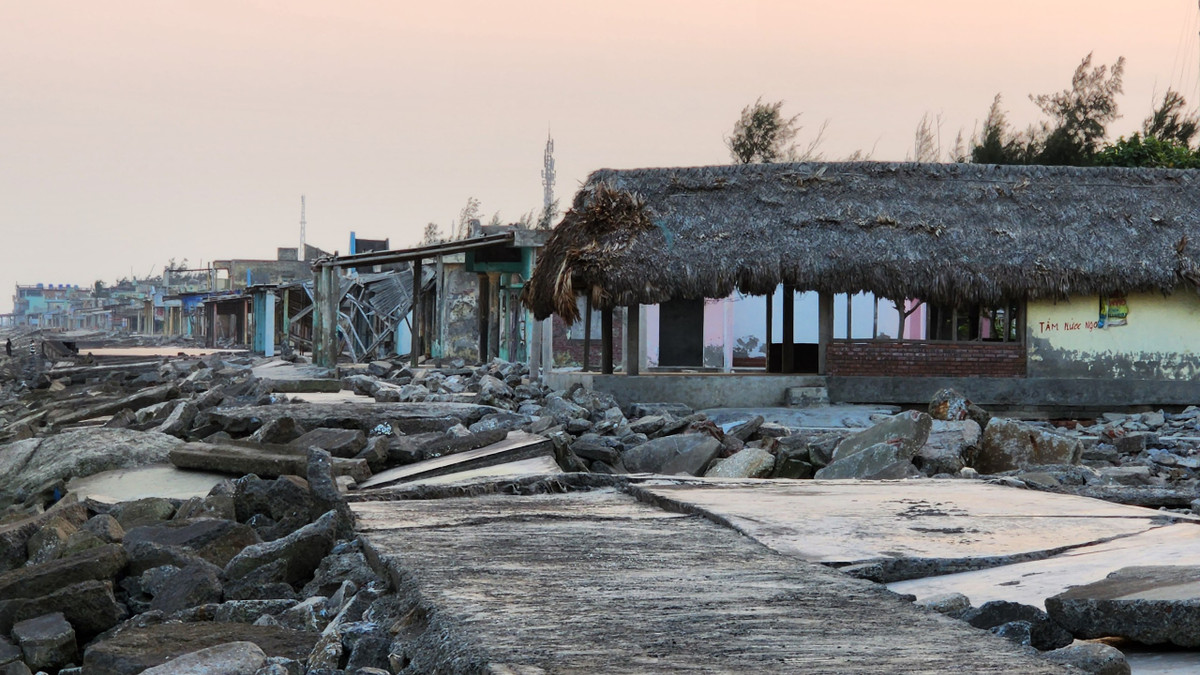 Cảnh hoang tàn đến rợn người.