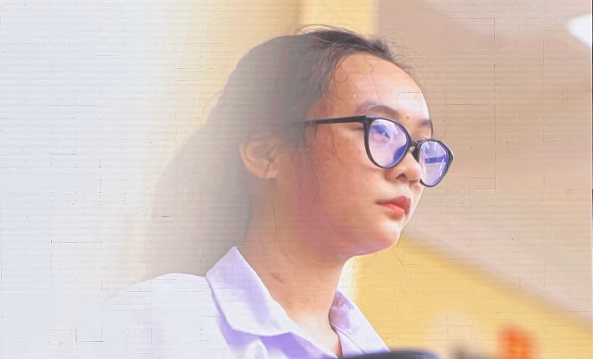 Tại Việt Nam, lần đầu tiên Ủy ban ATGT Quốc gia phát động kế hoạch hưởng ứng “Ngày thế giới tưởng niệm các nạn nhân tử vong do tai nạn giao thông” vào ngày 19/11/2012 và từ năm 2013 đến nay được tổ chức thường niên trong phạm vi cả nước với thông điệp xuyên suốt "Tưởng nhớ người đi - Vì người ở lại".