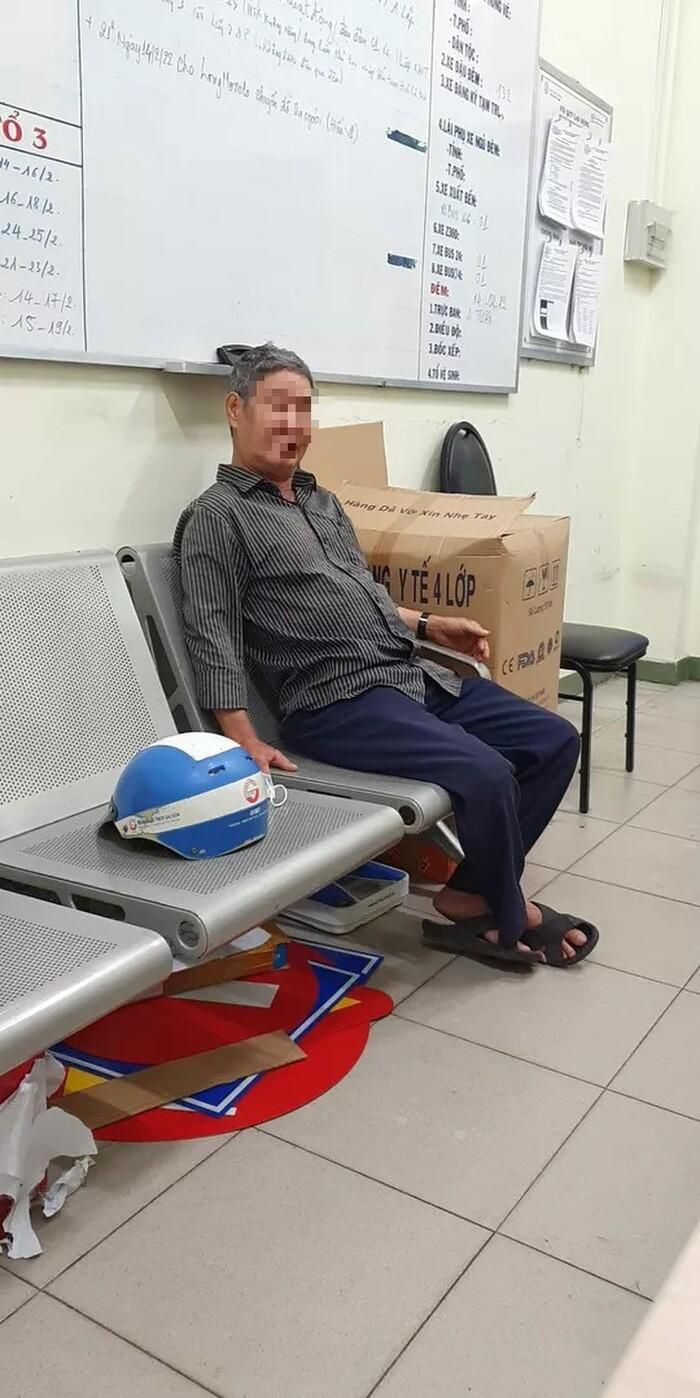  Tài xế xe ôm chở nam sinh mất tích rời khỏi bến xe nói gì?: Người đàn ông đi xe Dream chở nam sinh Nguyễn Văn Nghĩa (19 tuổi, quê Bình Định rời khỏi Bến xe Miền Đông được xác định là tài xế xe ôm tên N.Đ.M. (62 tuổi). Ông M. chở Nghĩa rời khỏi bến xe đi về hướng đường Điện Biên Phủ, quận Bình Thạnh. Đến trước cổng tường Đại học Công nghệ TP HCM (đường Điện Biên Phủ, quận Bình Thạnh) thì Nghĩa xin xuống xe. Ông M. không biết Nghĩa đi đâu. 