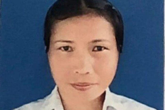  Truy tìm người vợ "hờ" của nạn nhân chết dưới ống cống gần nhà: Ngày 17/2, Công an tỉnh Tuyên Quang phát thông báo truy tìm bà Nguyễn Thị Cần (47 tuổi, ở xã Tiến Bộ, huyện Yên Sơn, tỉnh Tuyên Quang) để điều tra liên quan đến trường hợp tử vong của ông Phạm Văn Thắng (66 tuổi). Đặc điểm nhận dạng của người phụ nữ này là có nốt ruồi cách 3cm trên trước mép phải.