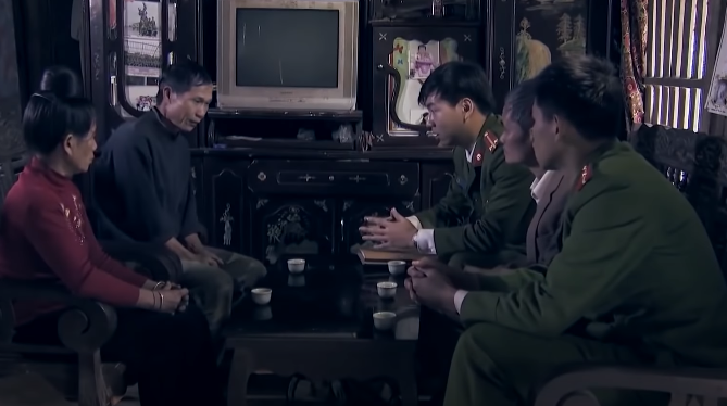 Công an tỉnh Sơn La đã chia thành nhiều tổ, mũi trinh sát điều tra, xác minh ở địa bàn trong và ngoài tỉnh. Qua điều tra, xác minh, cơ quan điều tra nắm được nạn nhân đi làm thuê ở Trung Quốc từ tháng 3/2016, thình thoảng mới liên lạc về nhà và thời điểm liên lạc gần nhất là vào tháng 8/2016. Cho đến khi nạn nhân bị sát hại, gia đình không nhận được bất cứ thông tin gì.