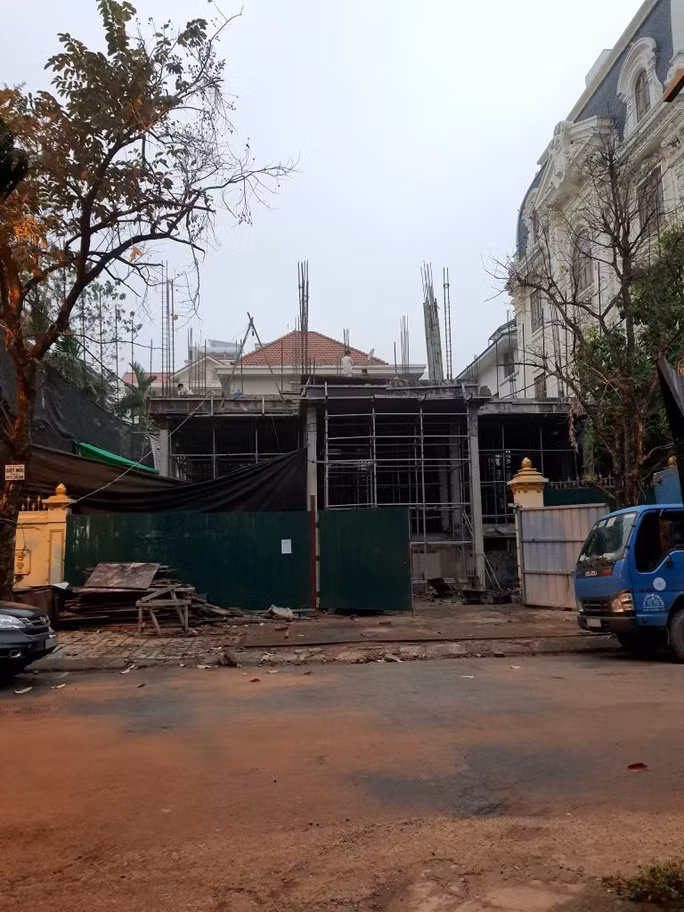 Gia han dieu tra vu phong vien Bao Nguoi Lao Dong bi de doa-Hinh-2