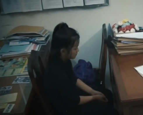 Qua mạng xã hội, Tài và Nhi quen nhau khoảng 2 năm nay và có quan hệ tình cảm. Khoảng 2 tuần trước, Tài cùng Nhi rủ nhau về thăm quê. Ngày 28/9, cả 2 định về lại Bình Phước nhưng không có tiền nên nãy sinh ý định giết bà Vân để cướp tài sản.