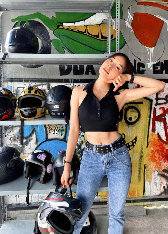 Ve goi cam cua Tran Van gai xinh trong phim 'Pho trong lang'-Hinh-4