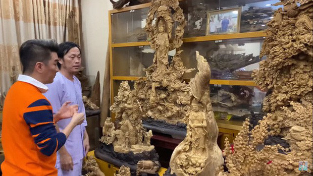 Mặc dù sống bình dị nhưng nghệ sĩ Hoài Linh cũng có những thú vui bạc tỷ. Một trong những thú vui đó là trầm hương. Ảnh chụp màn hình